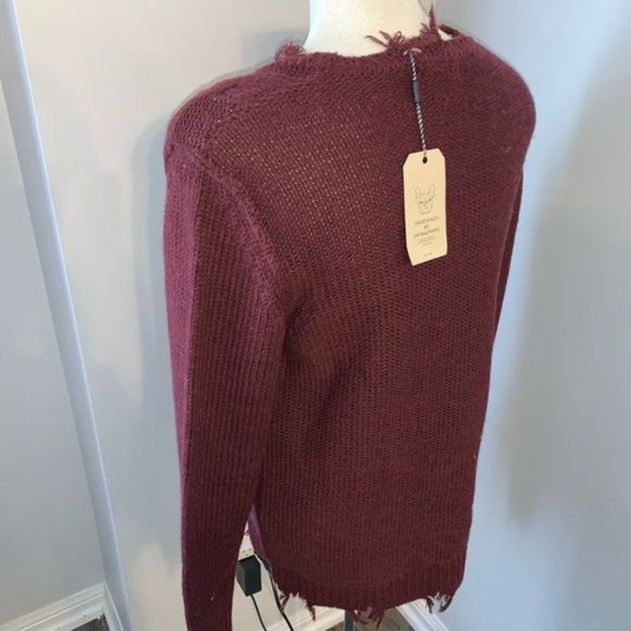 NWT Jack and Jones Burgundy Distressed Sweater - Picture 5 of 8